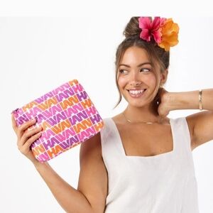 NWT Aloha Collection x Hawaiian Airlines Small Pouch Vintage Edition